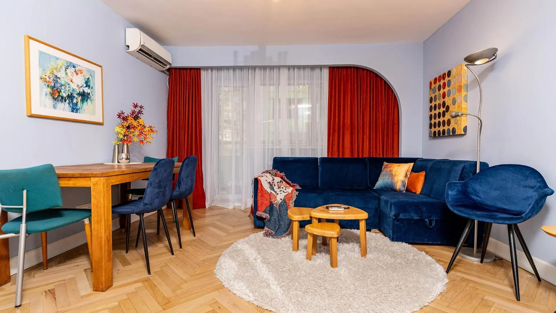 Eclectic Condo Romexpo 2Br Near Metro Bucharest 0*,  Romania